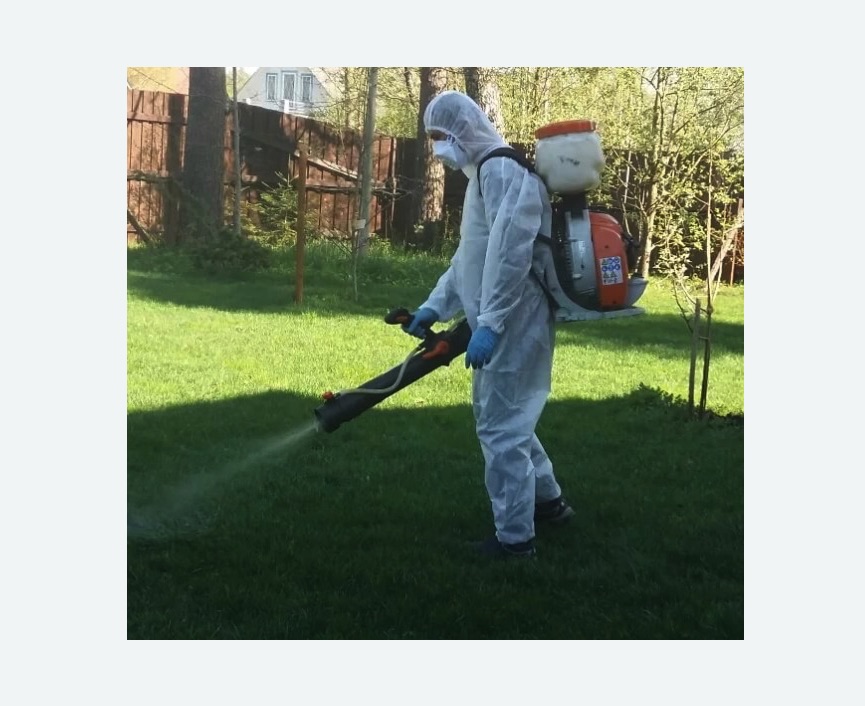 Обработка территории от клещей в Артёме